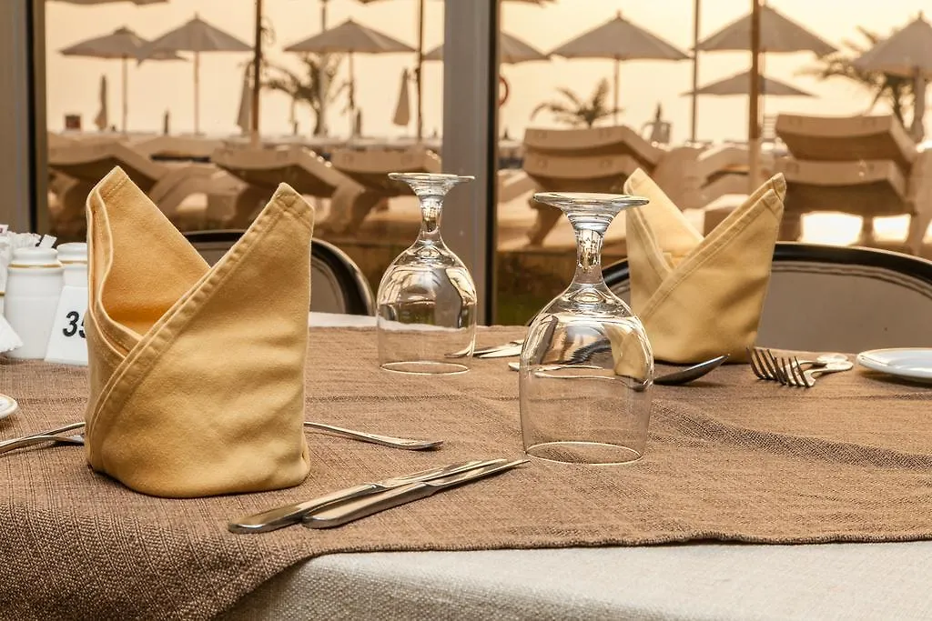 Resort Sharjah Carlton Hotel