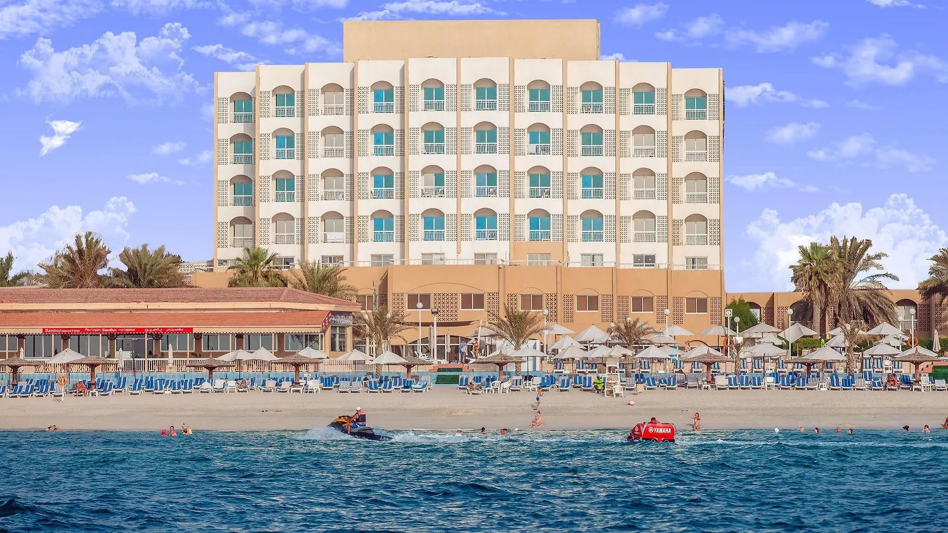 **** Resort Sharjah Carlton Hotel United Arab Emirates
