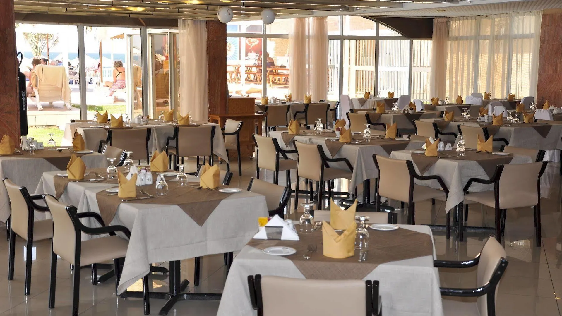 Sharjah Carlton Hotel 4*,  United Arab Emirates
